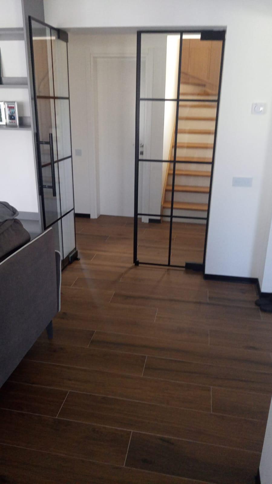 Detalii accesorii tâmplărie