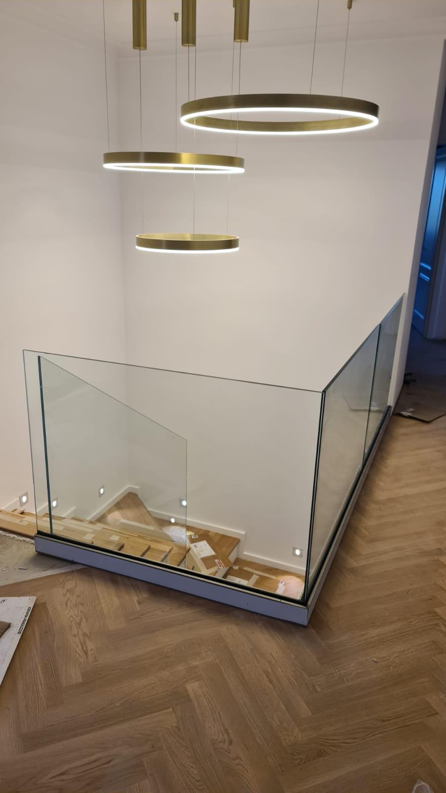 Balustradă sticlă lucrare 18