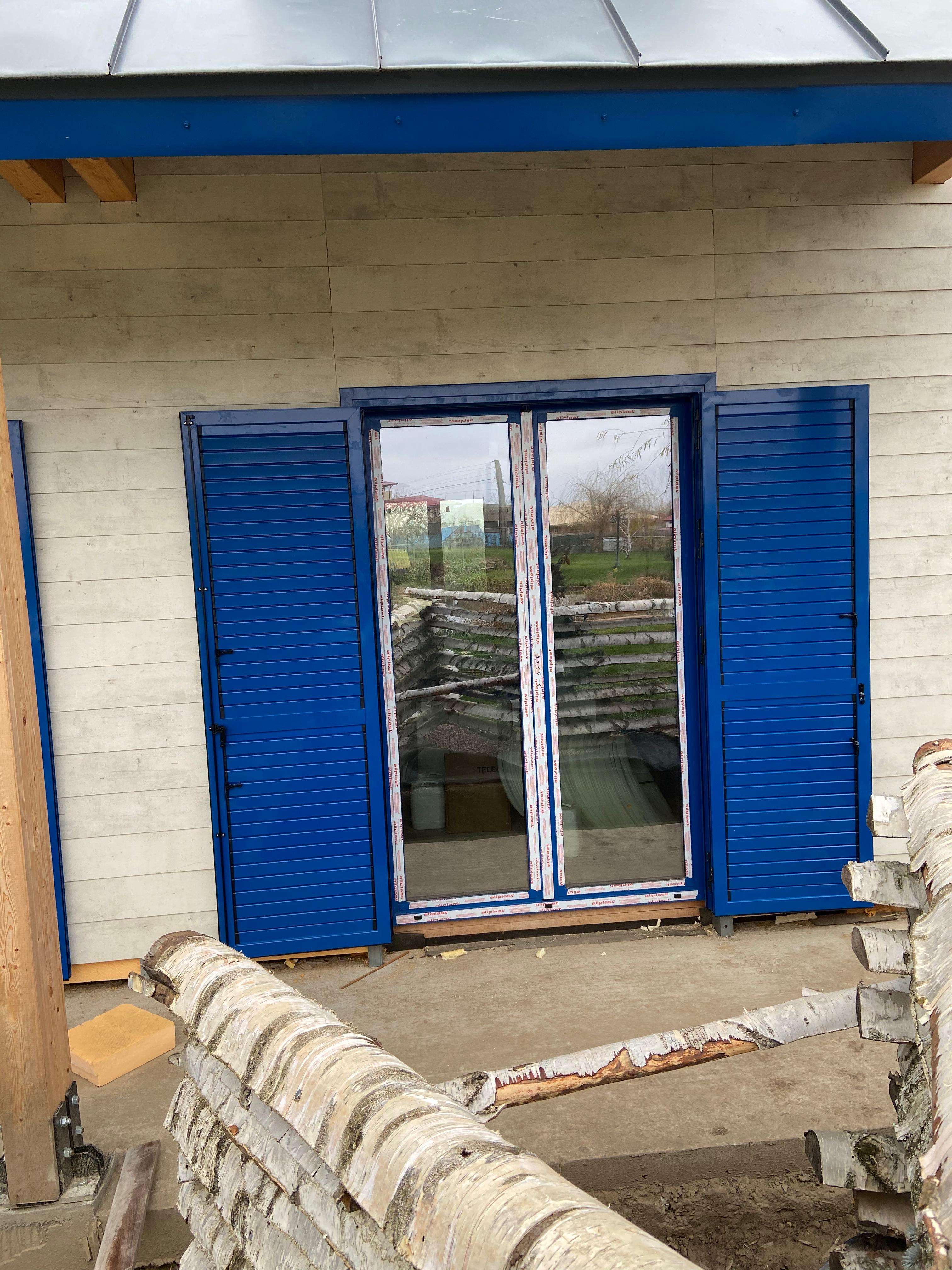 Rulouri exterioare lucrare 24