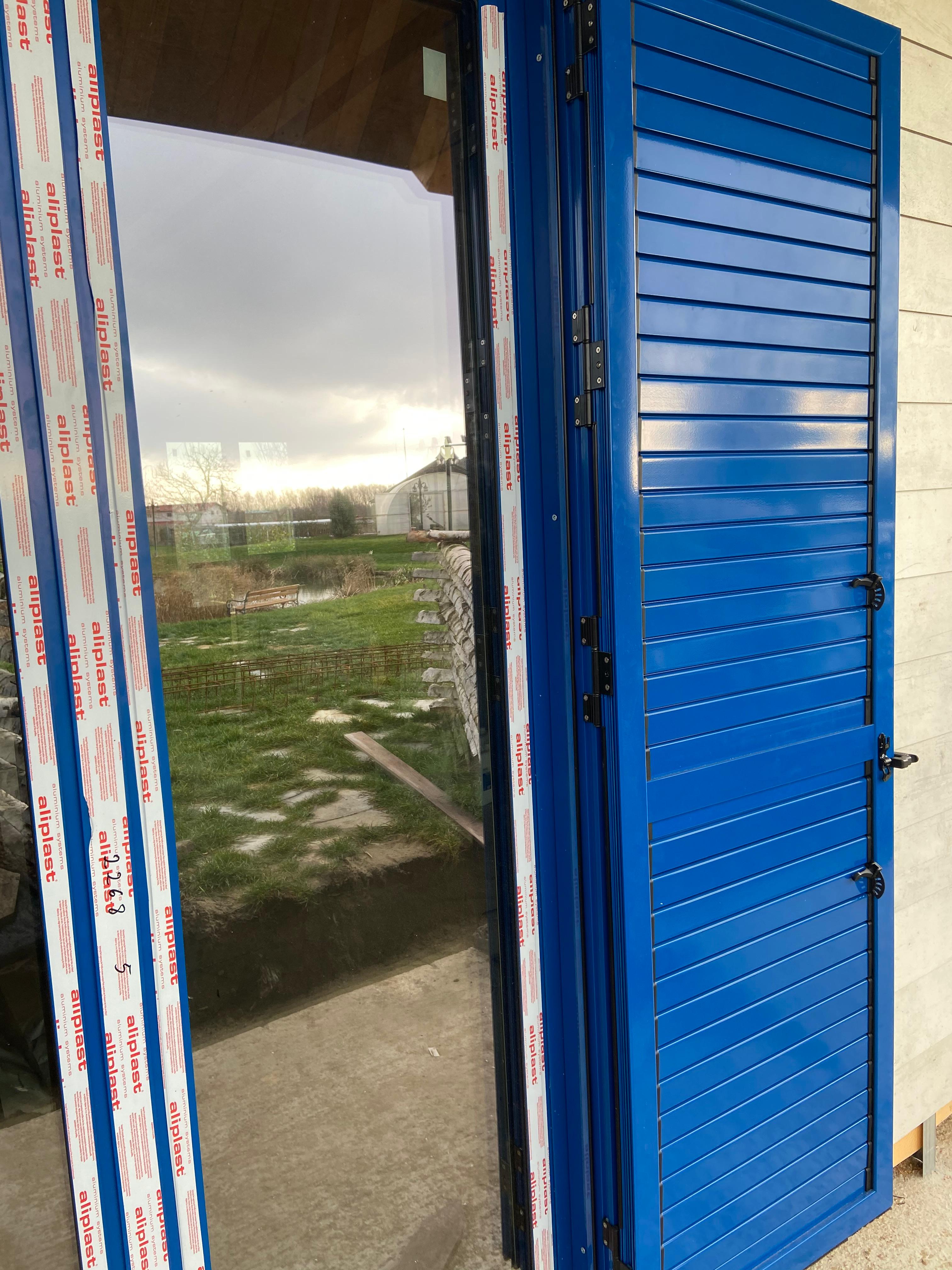 Rulouri exterioare lucrare 28