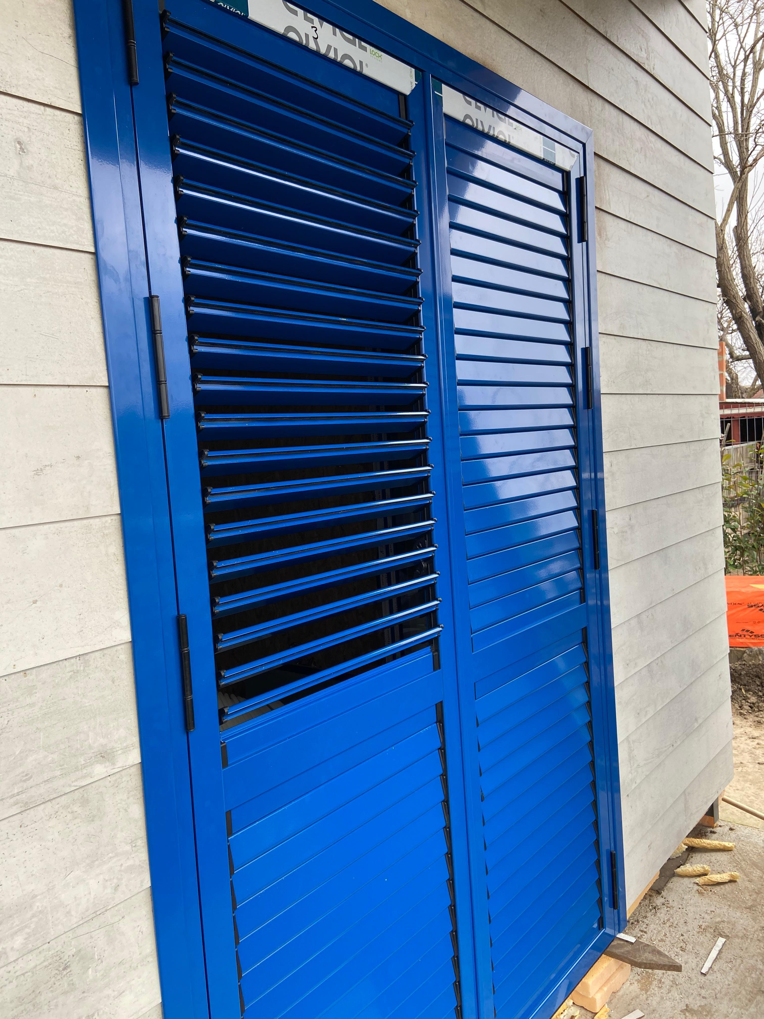 Rulouri exterioare lucrare 49